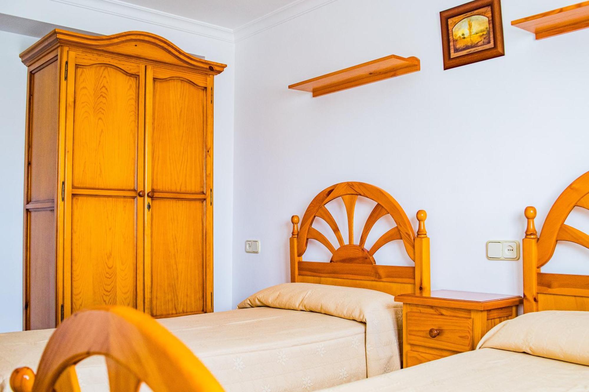 Apartamento Oran 3 Castril Luaran gambar