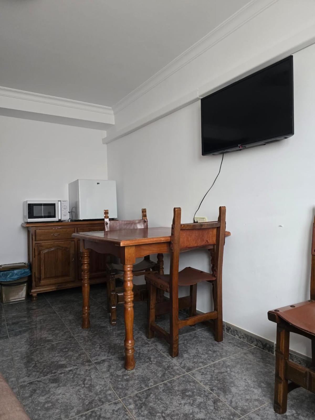 Apartamento Oran 3 Castril Luaran gambar